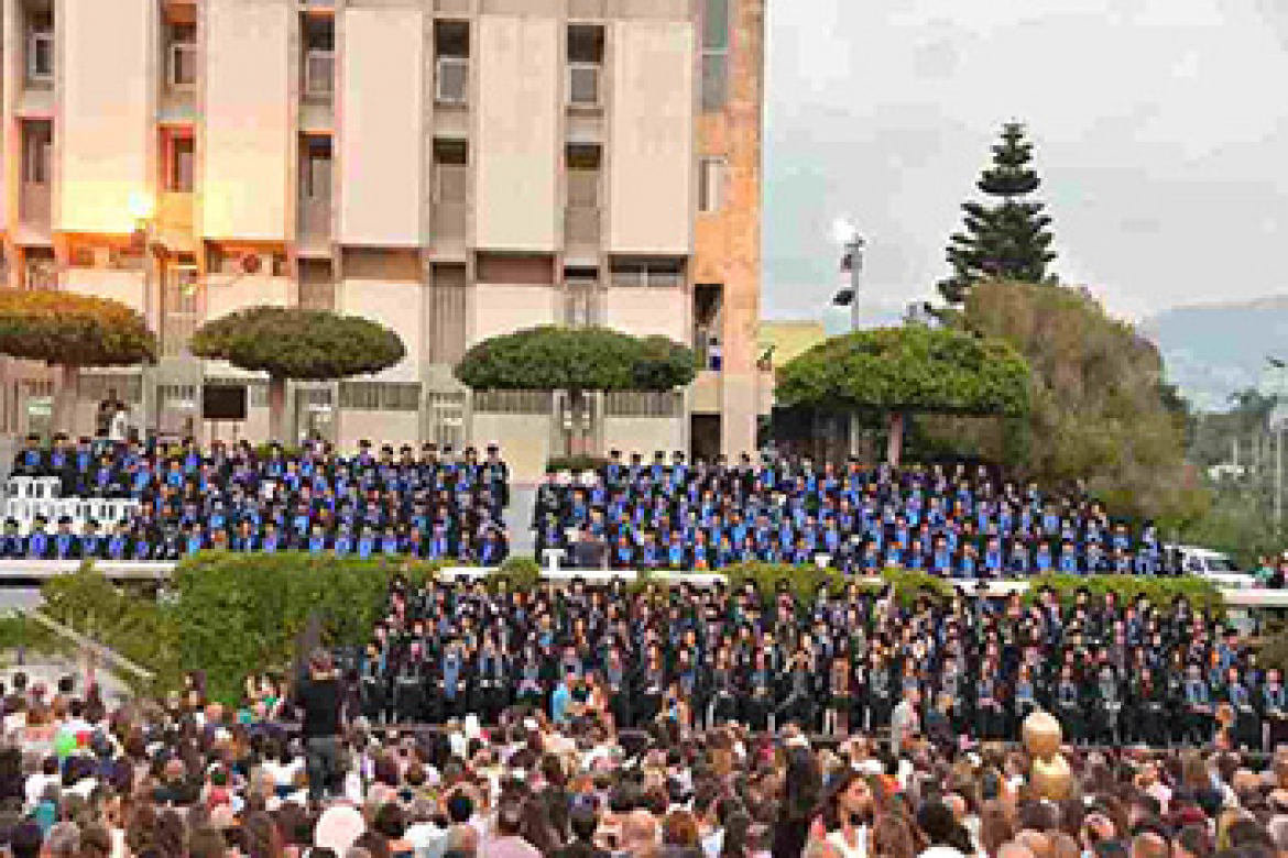 جامعة القديس يوسف خرجت طلاب العلوم والتكنولوجيا دكاش: لبنان سيبقى عظيما بإنجازاتكم فأحبوه