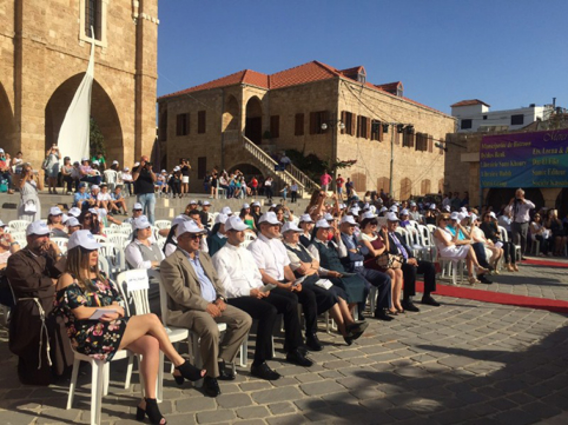 معرض ثقافي وفني في مدرسة راهبات القلبين الأقدسين البترون